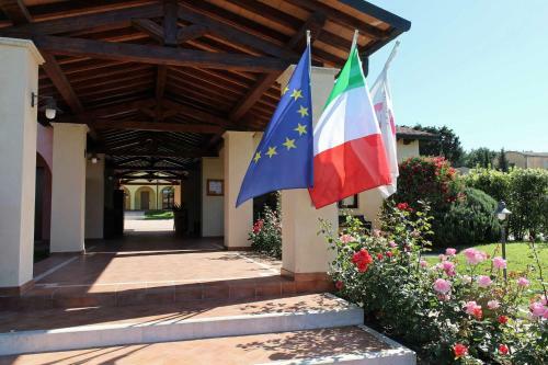 Apartamento Le Corti Del Sole Residence
