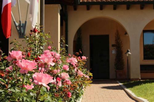 Apartamento Le Corti Del Sole Residence