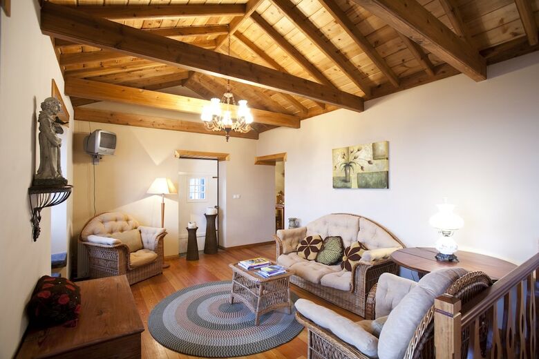 Hostal Adegas Do Pico