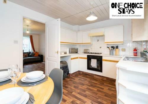 Perfect For Families And Contractors- Near Digbeth
