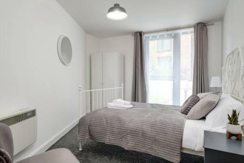 Luxury 2bed Spacious Apartment- City Centre- Free Parking
