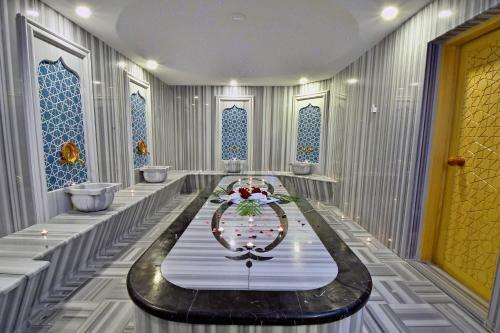 Hotel Riverside Garden Resort