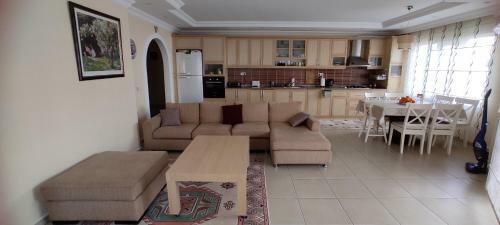 Apartamento Spacious Suite Close To The Beach