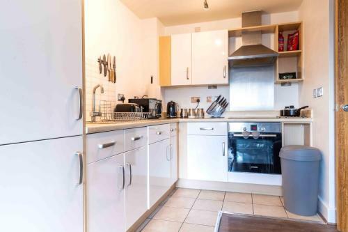 The Ivy . Contemporary Apart . Ideal For Long Stay