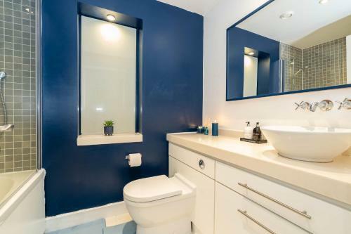 Apartamento Avril Stay Birmingham City Centre - With Balcony