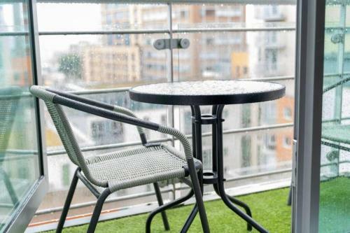 Apartamento Avril Stay Birmingham City Centre - With Balcony