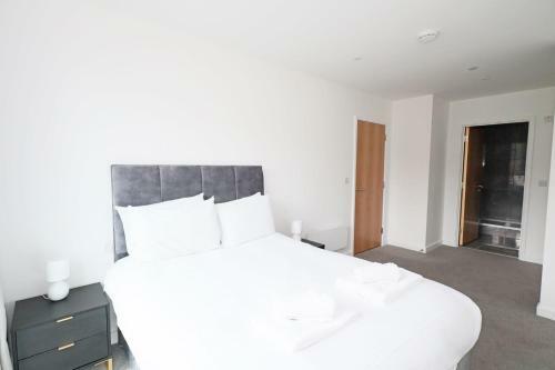 Incredibly Central 2 Bedroom Birmingham Apartment