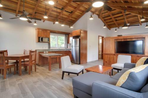 Hotel Ceiba Beach Resort And Residence