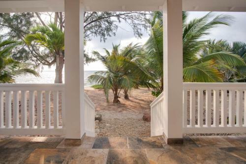 Hotel Ceiba Beach Resort And Residence