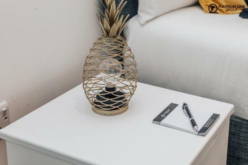 Platinum Link Apartments, Luxury New Build, One Bed, Marble Asthetic