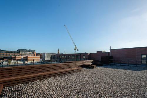 Contemporary 1 Bedroom Apartment In Central Birmingham