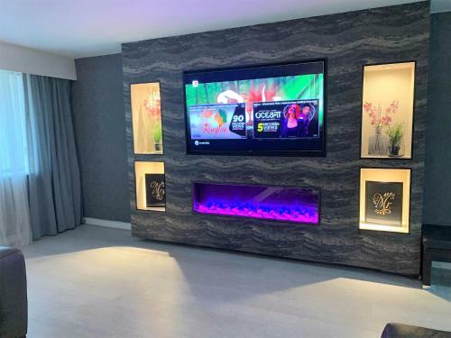 The Exclusive Jacuzzi Apartments