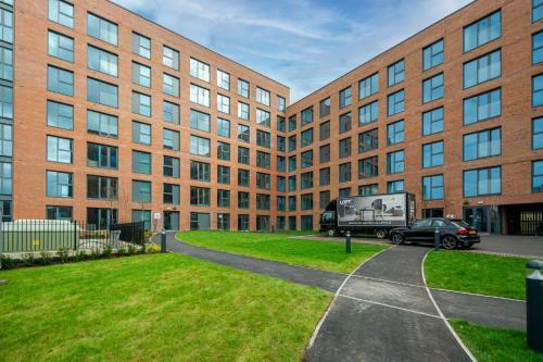 Incredibly Central 1 Bedroom Birmingham Apartment