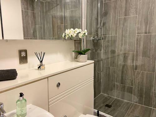 Apartamento 2 Bedroom Penthouse City View