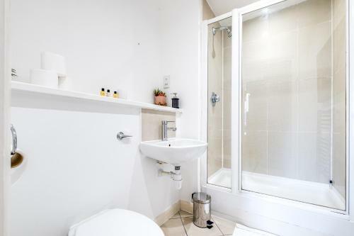 Apartamento Central Bhx-contractor-long Stay-parking-netflix-balcony