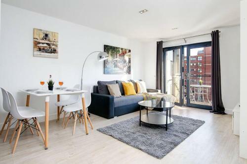 Canal View Luxury Apartment Business Free Parking