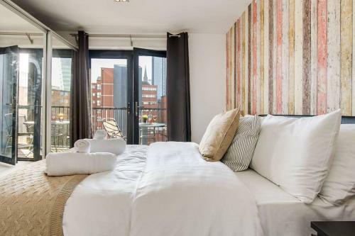 Canal View Luxury Apartment Business Free Parking