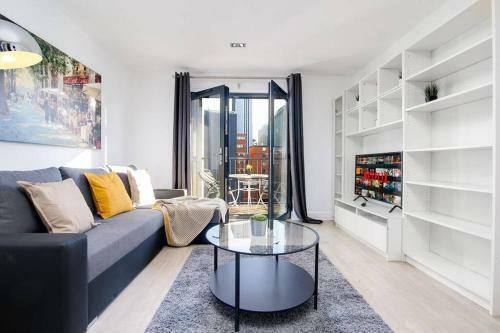 Canal View Luxury Apartment Business Free Parking
