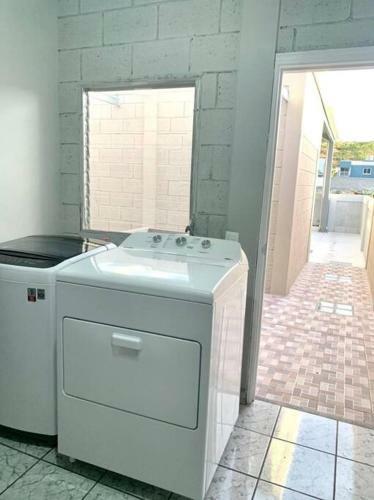 Hermoso Apartamento Cercano Al Aeropuerto