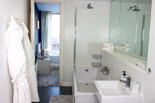 Deluxe 1 Bedroom Apartment - City Centre