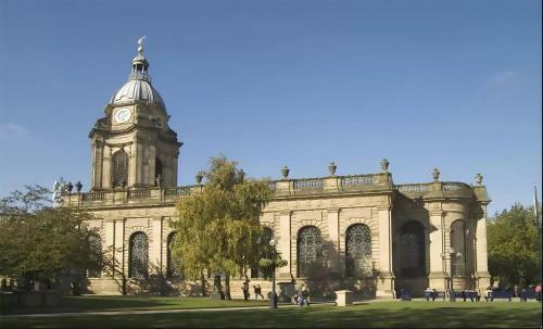 Deluxe 1 Bedroom Apartment - City Centre