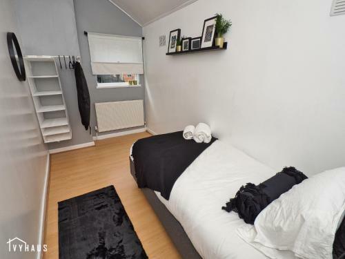 Ivyhaus Central Birmingham Home Welcomes All