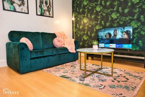 Ivyhaus Central Birmingham Home Welcomes All