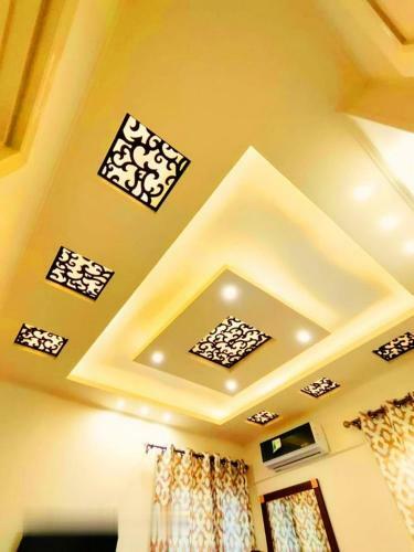 Golden Jewel Apartment Hotel - Stanley
