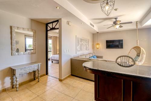 Bah�a Encantada H4