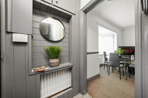 Hostal Wray And Whyte Stays