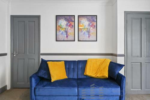 Hostal Wray And Whyte Stays