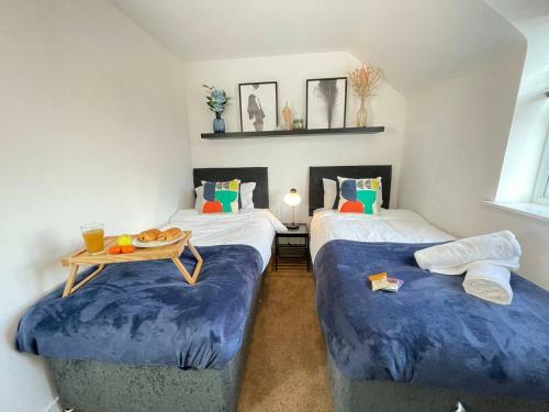 Lovely 2 Bedroom Apartment With Free Parking