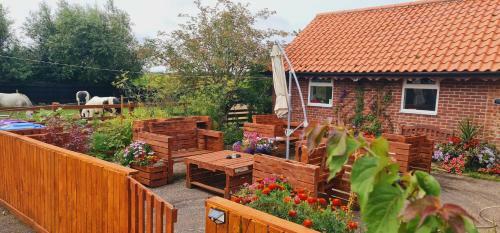 Sherwood Bungalow 3 Bedroom Entire Property