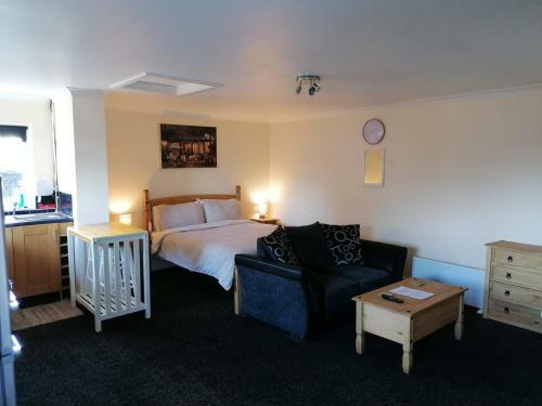 Sherwood Studio Annexe 1 Bedroom Entire Property
