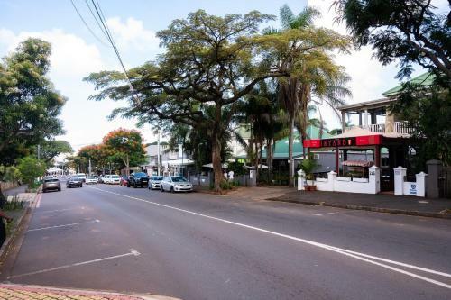 2six2 Florida Road Luxury Apartment