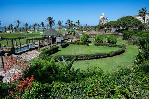 2six2 Florida Road Luxury Apartment