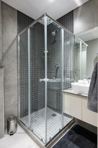 2six2 Florida Road Luxury Apartment