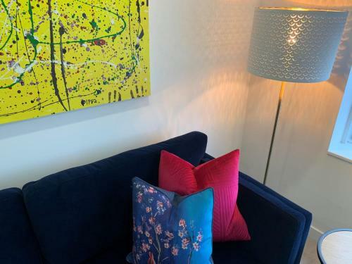 Bracknell Stunning 2 Bedroom And 2 Bathroom Apartment