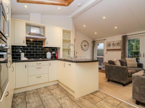 Brook Lodge