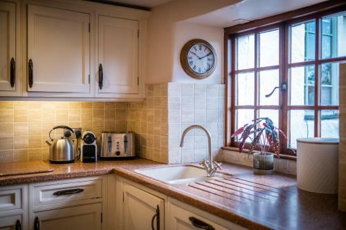 Luxury 1 Bed Villa - Great Location - Peaceful