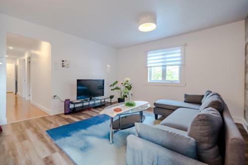 Apartamento Nice River & Mountain View+4 Beds+free Parking