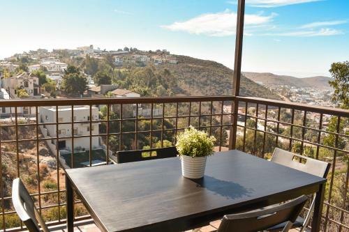 Modern&private, Best Sunset Views 3 Storey House ?