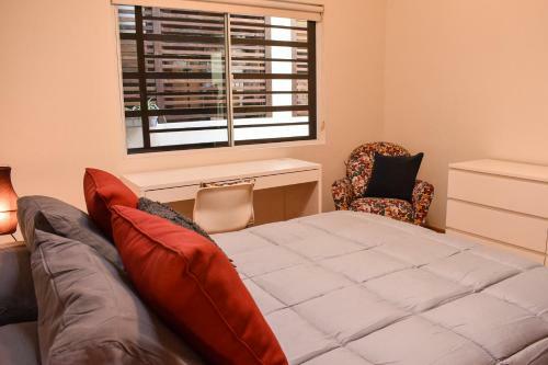 Modern&private, Best Sunset Views 3 Storey House ?