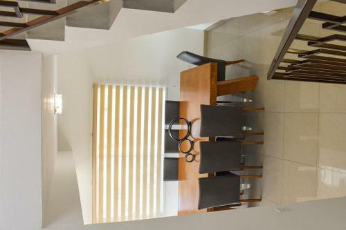 Modern&private, Best Sunset Views 3 Storey House ?
