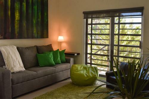 Modern&private, Best Sunset Views 3 Storey House ?