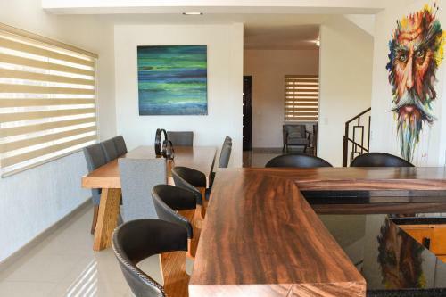 Modern&private, Best Sunset Views 3 Storey House ?