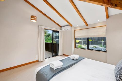 Lake Escape - Taupo