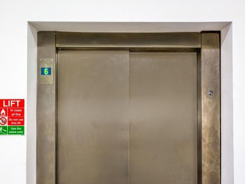 Appealing Studio In Bradford Near Forster Square Retail Park