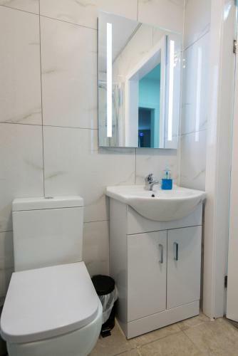 Luxury Home With Parking