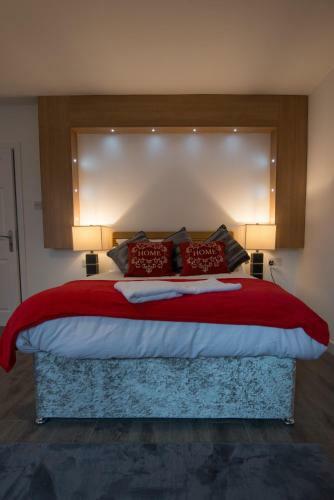 Luxury Home With Parking